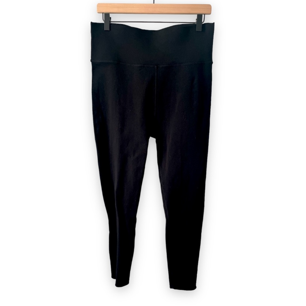 Fabletics Sculptknit Black Leggings Size Large